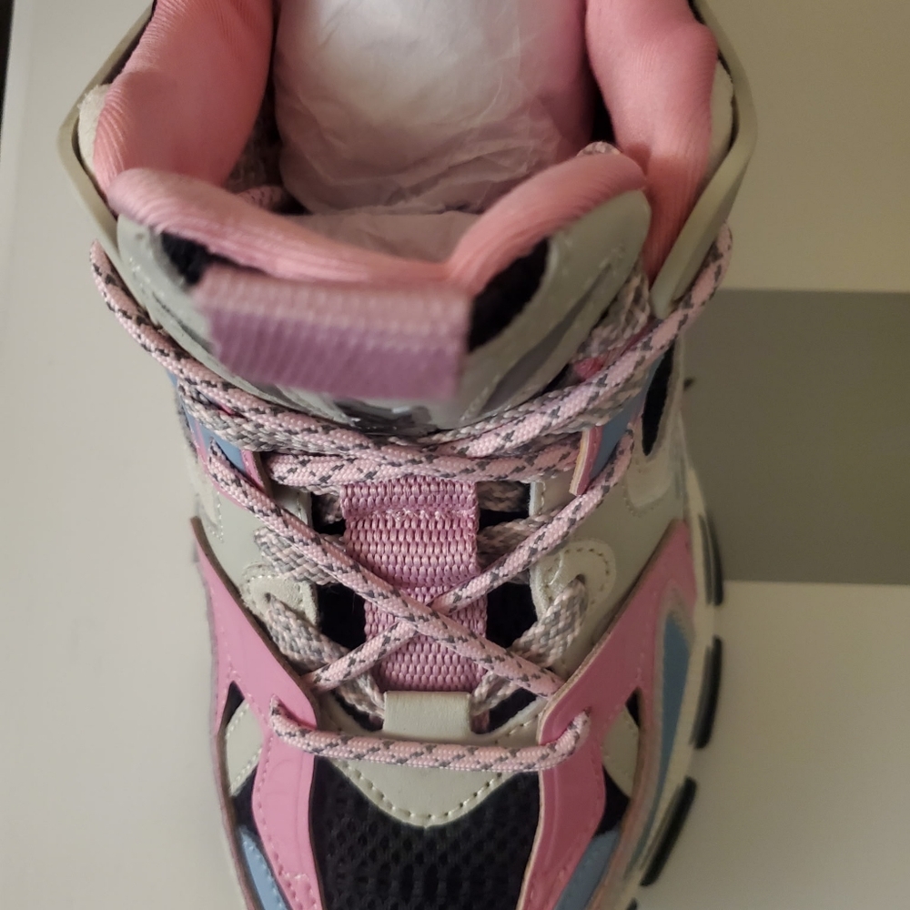 Javi Sneakers Womens Size 8- 8.5 - Picture 3 of 6